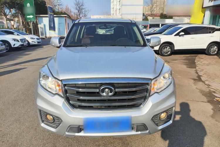 Used Great Wall Wingle 6 2017 2.4L Gasoline Two-Wheel Drive Elite Version 4G69
