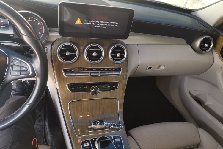 Used Mercedes-Benz C-Class 2015 C 200 L