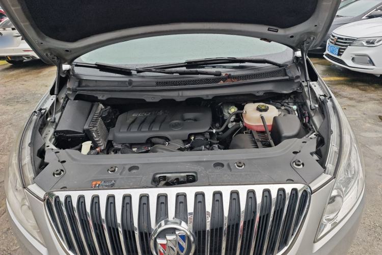 Used Buick GL8 2013 2.4L CT Luxury Business Comfort Edition
