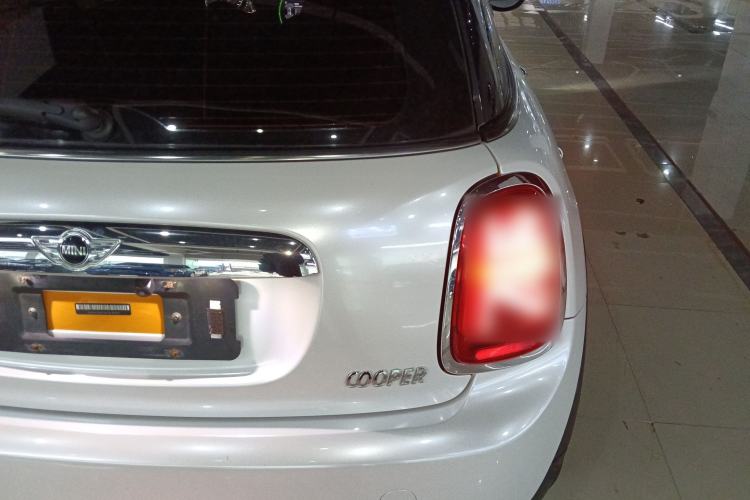 Used  MINI 2016 1.5T COOPER
