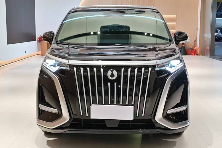 Used Denza D9 2022 EV 600 Four-Wheel Drive Prestige Model