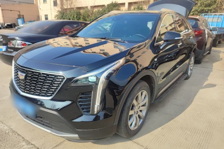 Used Cadillac XT4 2022 28T Two-Wheel-Drive Luxury Version
