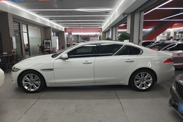 Used Jaguar XFL 2018 XFL 2.0T 250 PS Luxury Edition
