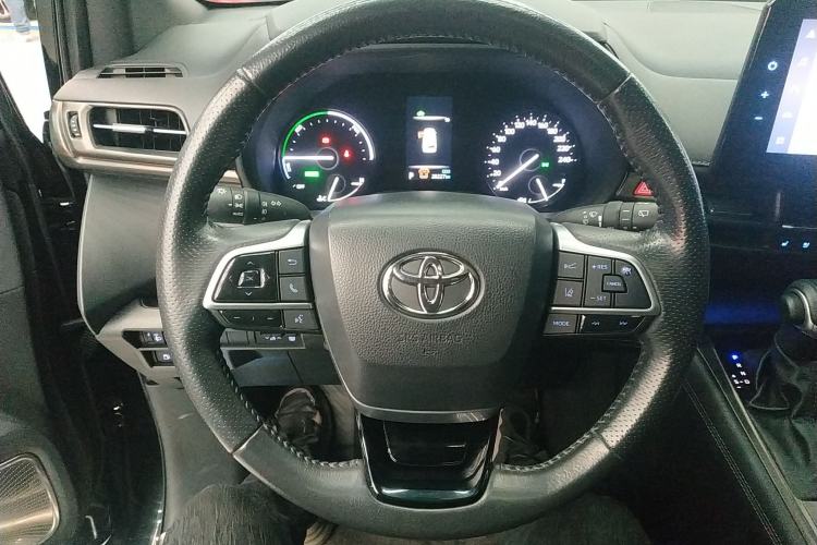 Used Toyota Sienna 2021 2.5L Hybrid Premium Edition
