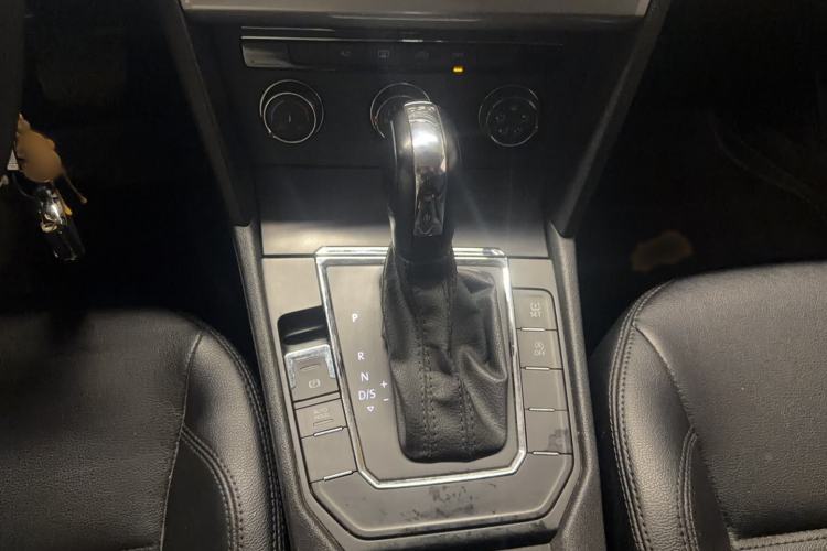 Used Volkswagen Lamando 2018 230TSI DSG Fashion Edition
