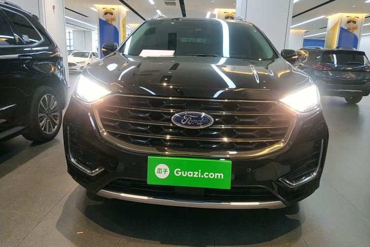 Used Ford Edge 2021 PLUS EcoBoost 245 Two-Wheel-Drive Titanium 7-Seater