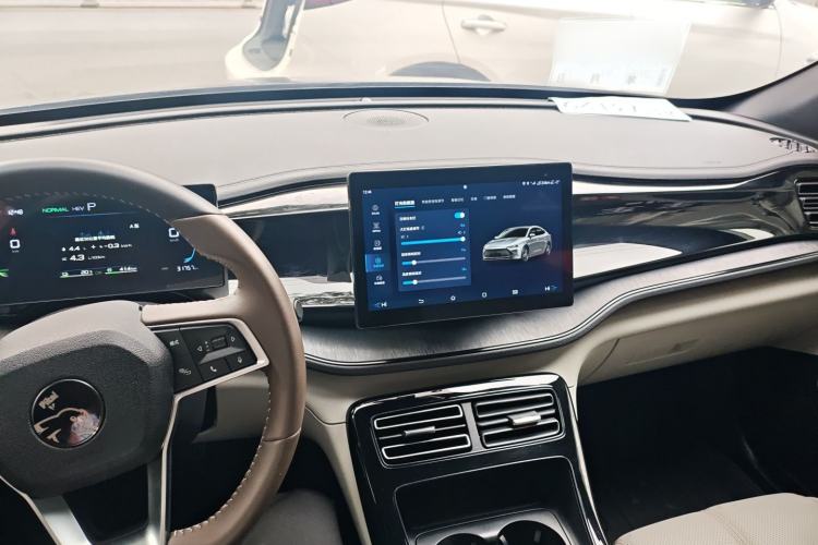 Used BYD Qin PLUS 2024 HONOR Edition DM-i 55KM Leading Model
