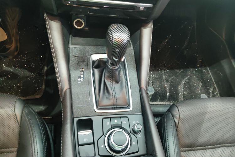 Used Mazda Atenza 2018 2.0L Blue Sky Luxury Edition China VI Standard