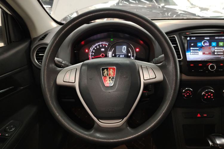 Used Roewe 350 2015 1.5L Automatic Luxury Sunroof Edition
