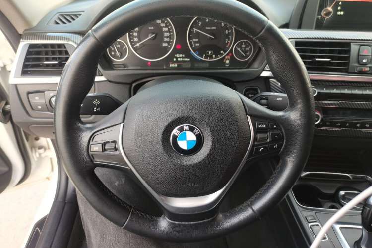 Used BMW 3 Series 2017 320Li Fashion Model
