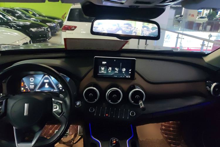 Used Wey VV7 2019 Upgraded Model 2.0T Flagship Version China VI
