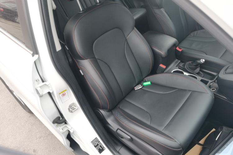 Used Haval M6 2018 Revised Version 1.5T DCT Two-Wheel Drive Elite Edition