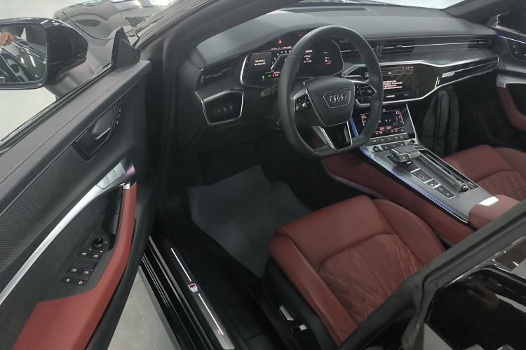 Used Audi A7L 2024 45 TFSI quattro S-line Black Warrior Edition
