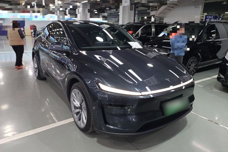 Used Tesla Model Y 2025 Long-Range All-Wheel Drive First Edition