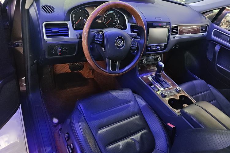 Used Volkswagen Touareg 2014 3.0 TSI New Edition