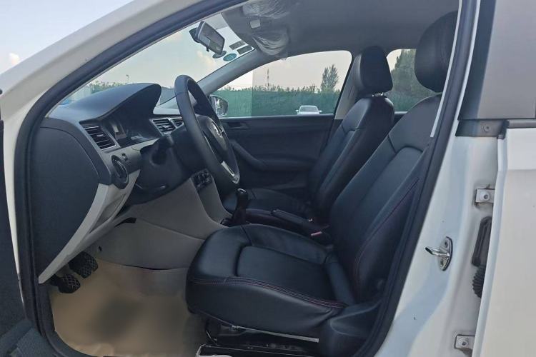 Used Skoda Rapid 2016 1.4L Manual Front-Wheel Drive Version
