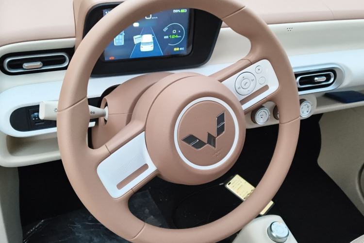 Used Wuling Hongguang MINIEV 2024 3rd Generation 215km Youth Edition