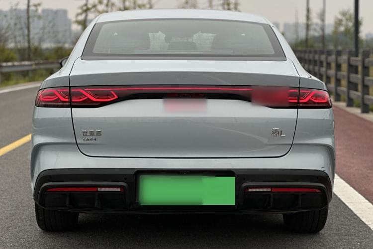 Used BYD Qin L 2024 DM-i 120KM Excellence Model
