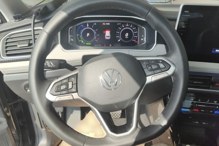 Used Volkswagen Tayron GTE Plug-in Hybrid 2023 280TSI Luxury Plus Advanced Edition
