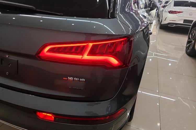 Used Audi Q5L 2020 Updated 40 TFSI Prestige Fashion Edition
