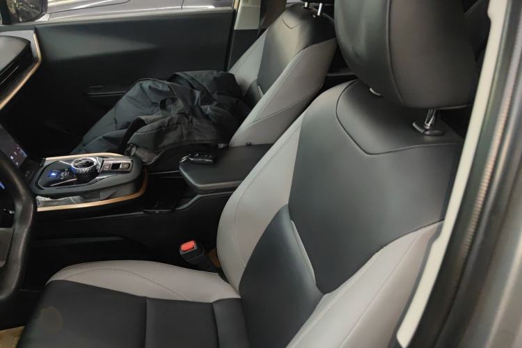 Used Toyota bZ3 2023 616 km Long-Range PRO
