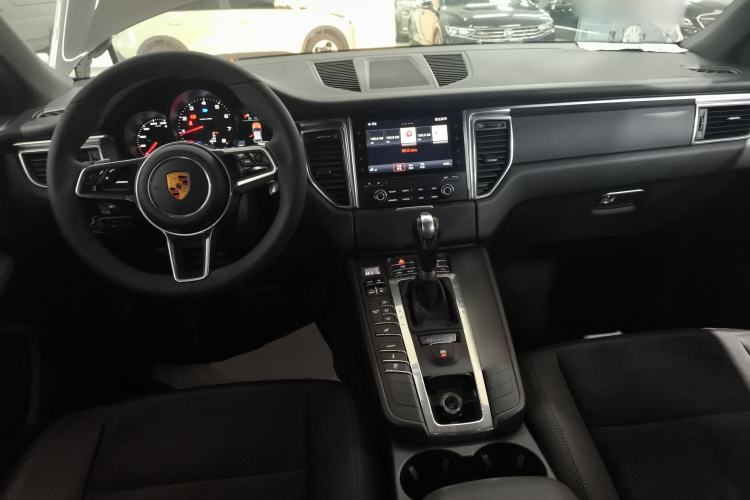 Used Porsche Macan 2017 Macan 2.0T
