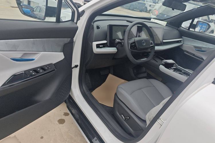 Used Changan UNI-T 2023 Second-Generation 1.5T Prestige Model
