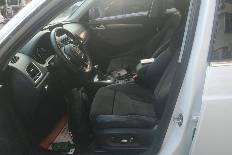 Used Audi Q3 2017 40 TFSI quattro all-wheel-drive sport model