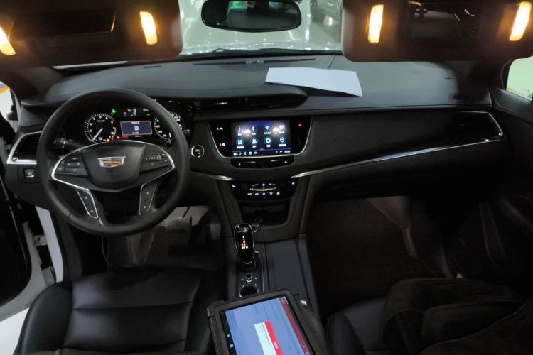 Used Cadillac XT5 2022 2.0T Two-Wheel Drive Luxury Version
