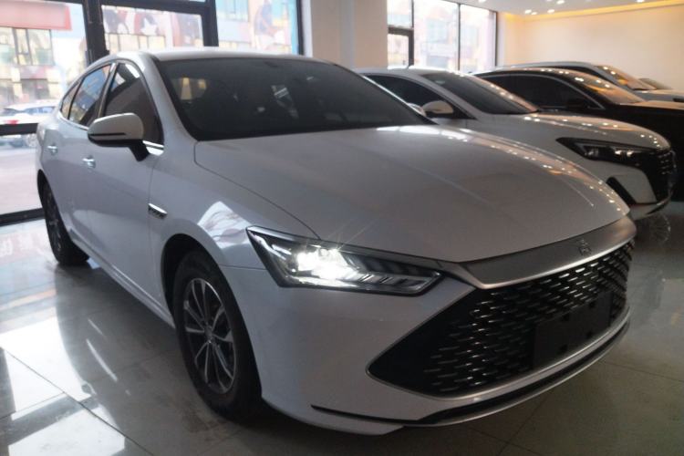 Used BYD Qin PLUS 2024 HONOR Edition DM-i 55KM Leading Model
