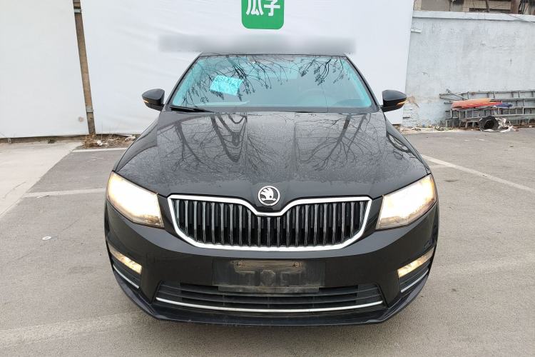 Used Skoda Octavia 2017 1.6L Automatic Chuanxing Edition
