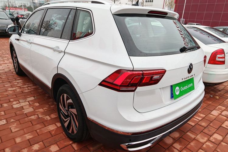 Used Volkswagen Tiguan L 2024 300TSI Automatic Two-Wheel Drive Smart Edition
