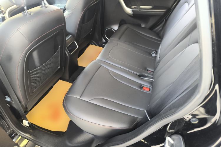 Used Haval H6 2015 Sport Edition 1.5T Automatic Two-Wheel Drive Luxury Model