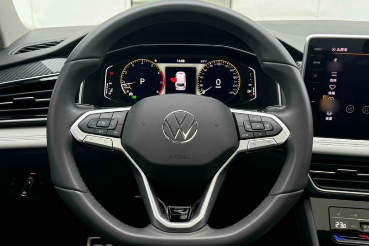 Used Volkswagen Tiguan L 2024 Outstanding Model 330TSI Automatic Two-Wheel Drive R-Line Dragon Glory Edition
