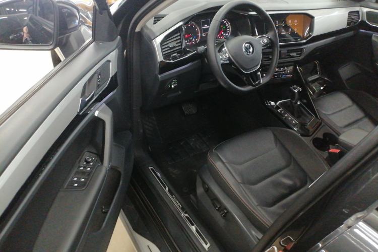 Used Volkswagen Tayron 2020 330TSI Two-Wheel Drive Luxury Smart Connectivity Version
