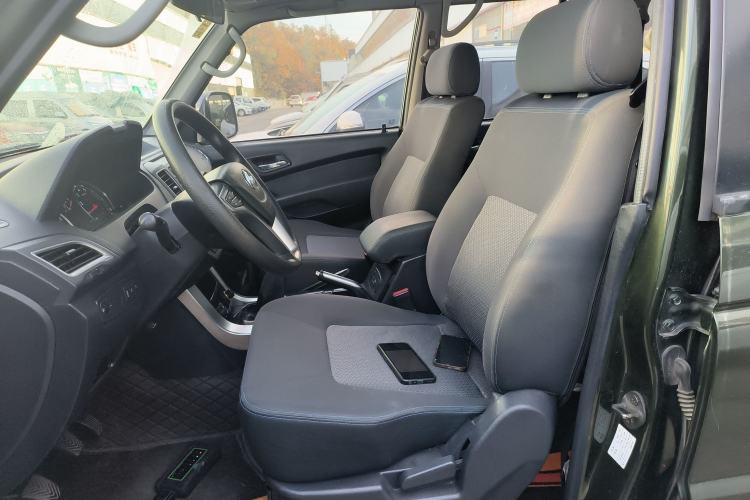 Used Leopaard Q6 2015 2.4L Manual 4x4 Excellence Edition
