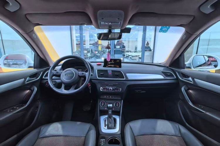 Used Audi Q3 2017 35 TFSI Fashion Model
