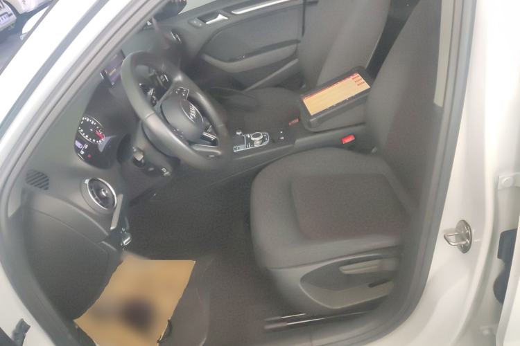 Used Audi A3 2020 Restyled Sportback 35 TFSI Entry-Level China VI Emission Standard
