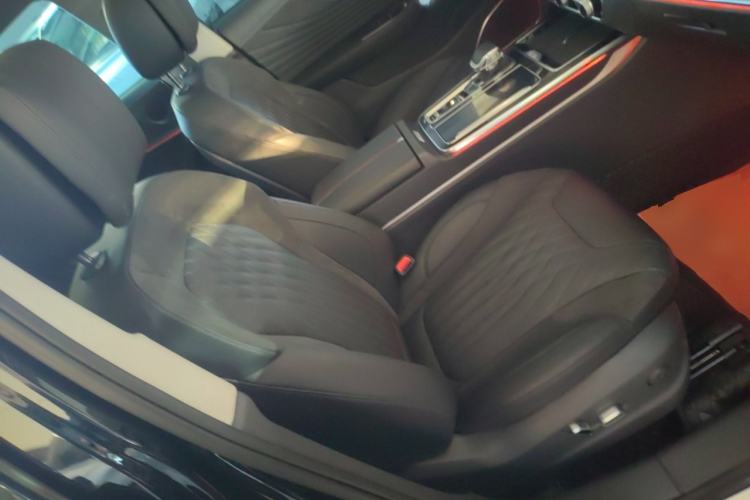 Used Hongqi HS5 2023 2.0T Qixiang Pro Edition
