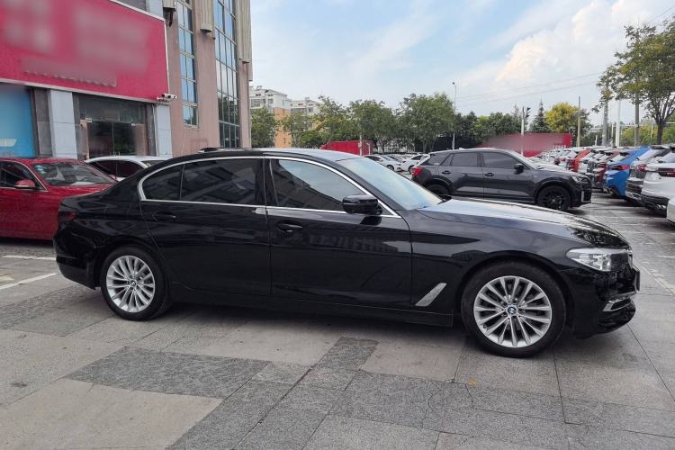 Used BMW 5 Series 2020 525Li Luxury Package
