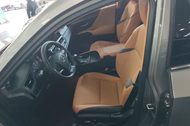 Used Lexus ES 2022 200 Excellence Edition
