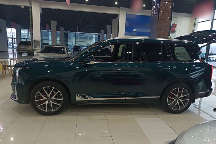 Used GAC Trumpchi GS8 2022 Double-Energy Series 2.0TM Two-Wheel Drive Prestige Edition (6 Seats)
