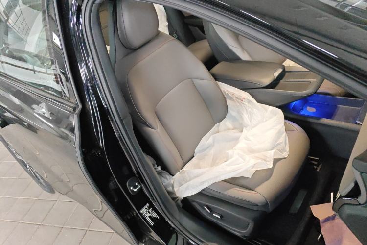 Used Hongqi EH7 2025 600 Smart Selection Edition
