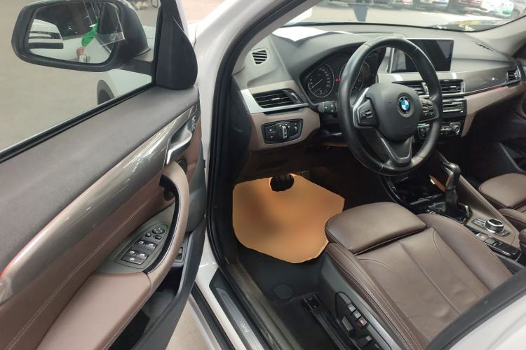 Used BMW X1 2016 sDrive20Li Luxury Model
