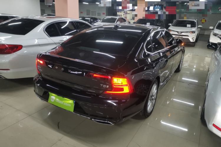 Used Volvo S90 2020 T5 Zhiyi Luxury Edition

