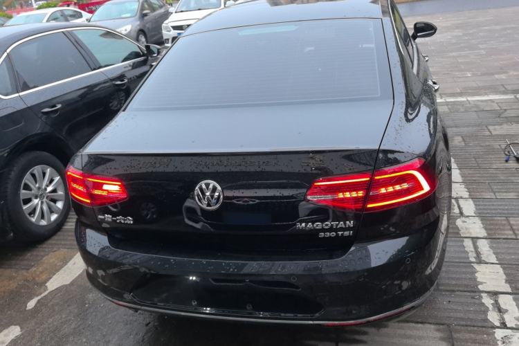 Used Volkswagen Magotan 2018 330TSI DSG Advanced Model
