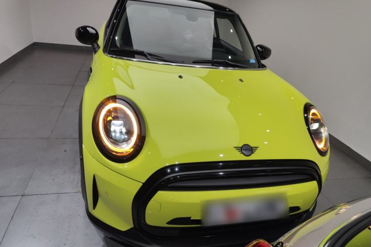 Used  MINI 2023 1.5T COOPER Artist
