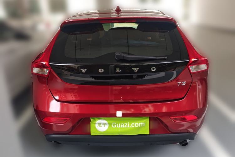 Used Volvo V40 2017 T3 Zhiyi Edition