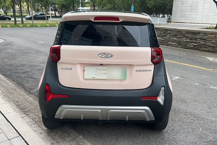 Used Chery Little Ant 2022 Restyled Version Sweet Pink Edition Half-Sugar Version 28.8 kWh 30 kW 301 km
