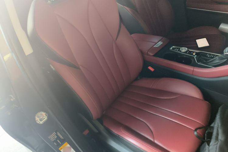 Used Changan CS75 PLUS 2020 1.5T Automatic Luxury Version
